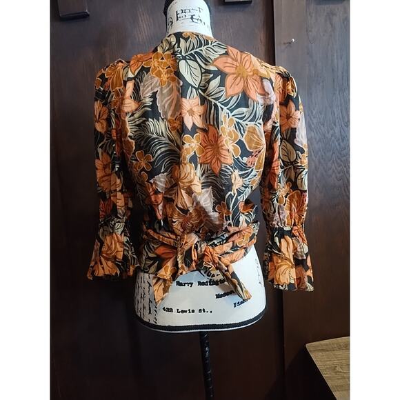 Fray Fall Orange Black Women’s Small Wrap Top Blouse Puff 3/4 Sleeve Lightweight - Picture 5 of 8